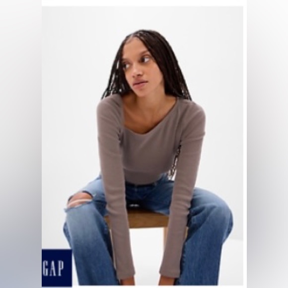 Gap Rib Asymmetric Top - Picture 1 of 4